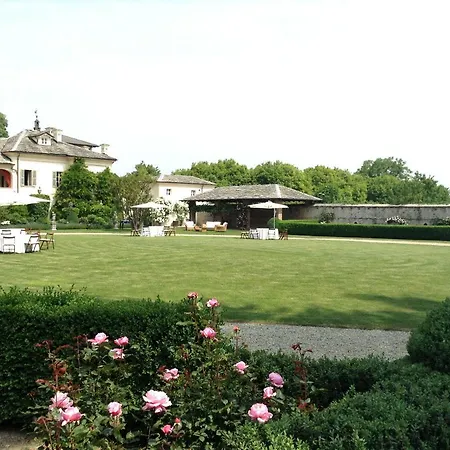 Villa Kimera 酒店